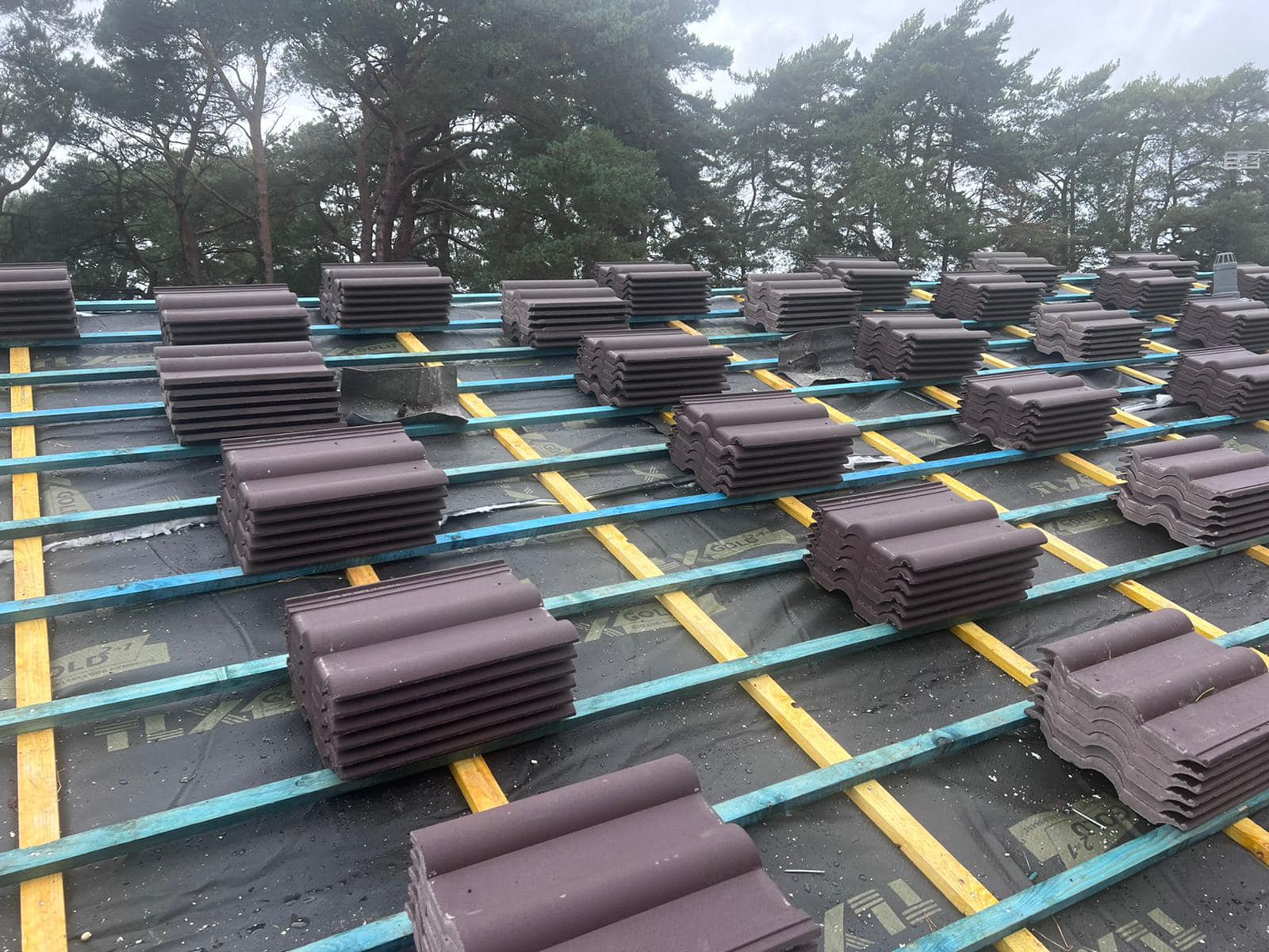 Commercial roof restoration in Canary Wharf