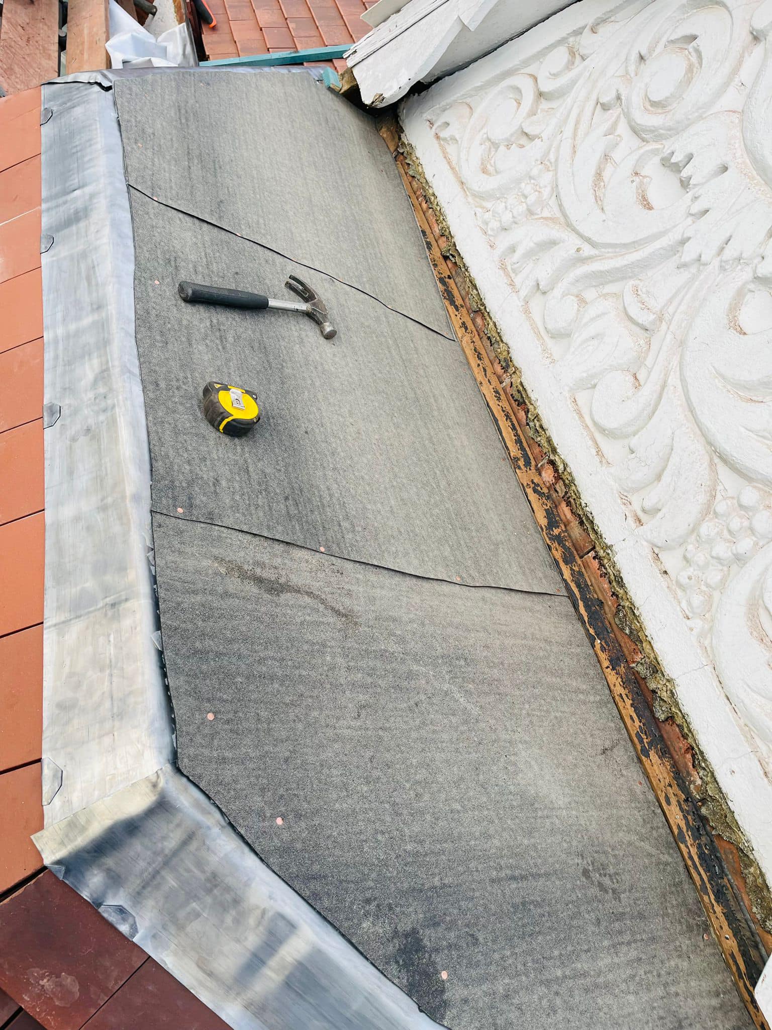 Moss removal in Wimbledon