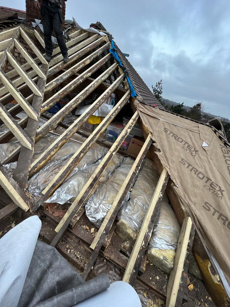 Commercial roof restoration in Canary Wharf