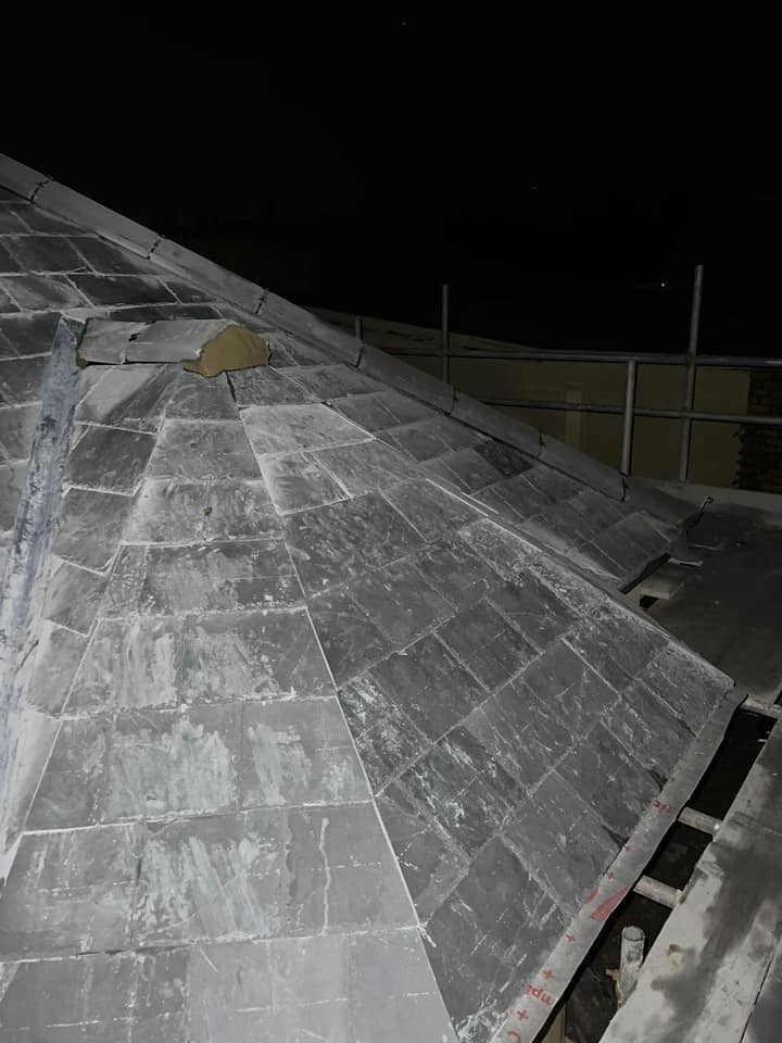 Commercial roof restoration in Canary Wharf