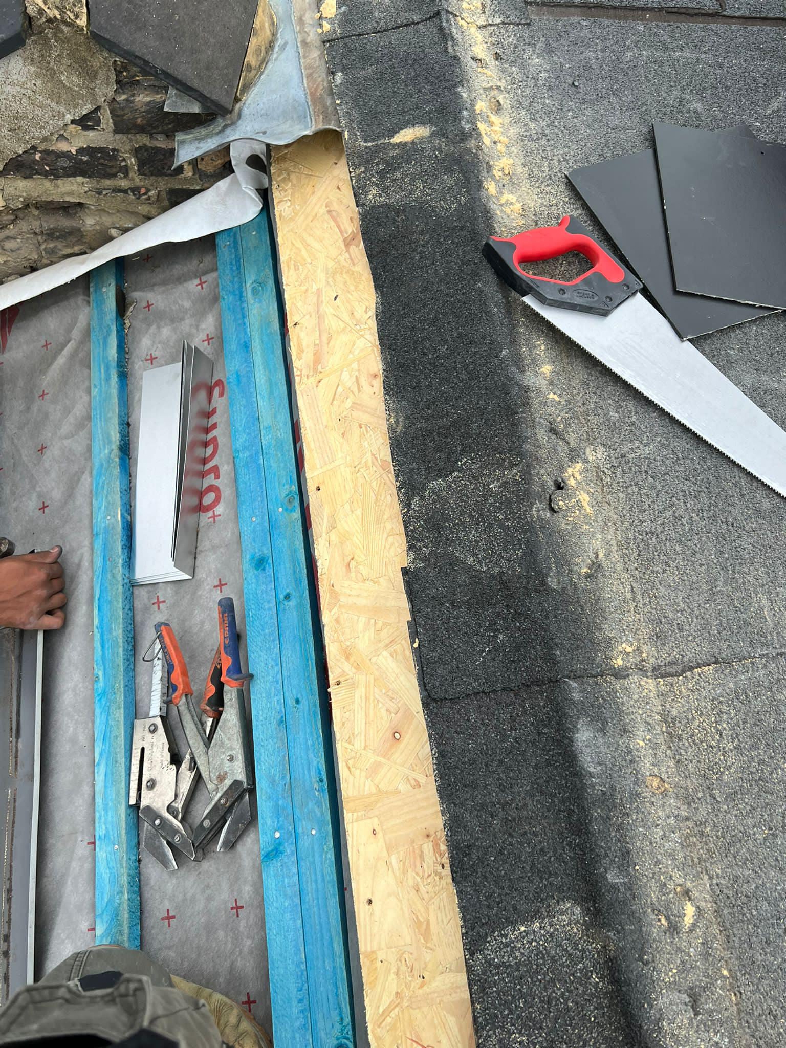 Tile replacement in Wembley