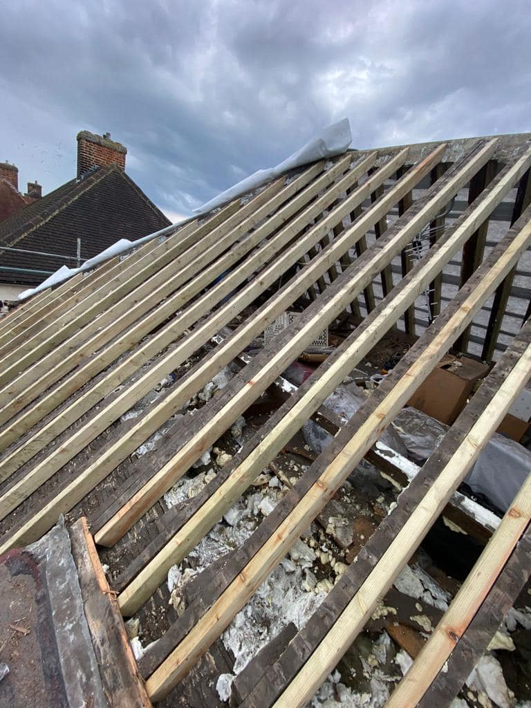 Commercial roof restoration in Canary Wharf