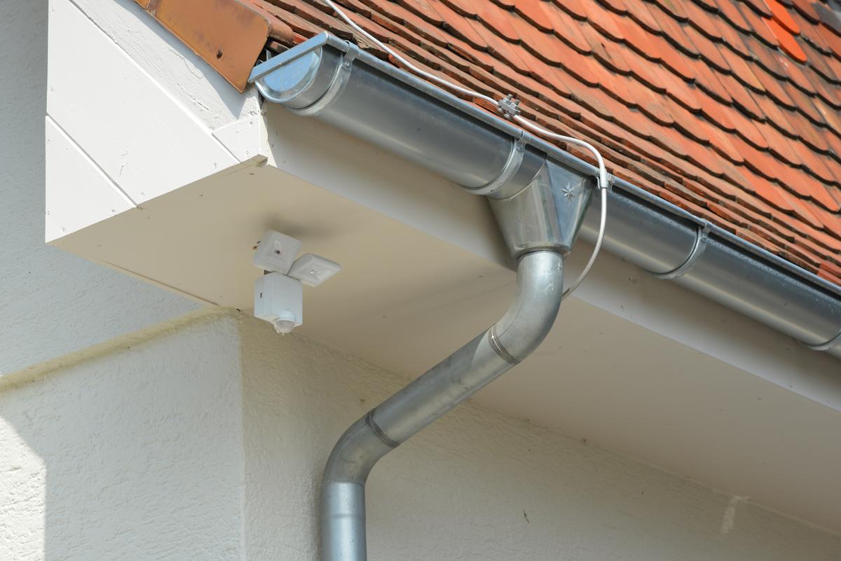 Professional Gutter Seam Repair - KS Roof Master Limited